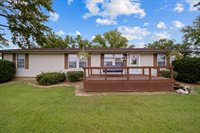 10616 Polfer Rd, Kansas City, KS 66109