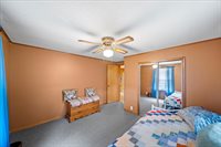 10616 Polfer Rd, Kansas City, KS 66109