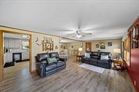 10616 Polfer Rd, Kansas City, KS 66109