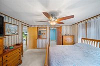 10616 Polfer Rd, Kansas City, KS 66109