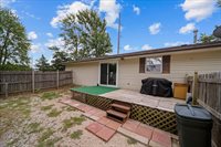 10616 Polfer Rd, Kansas City, KS 66109