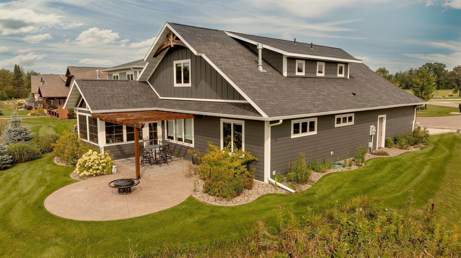 1239 Harbor Place, East Gull Lake, MN 56401