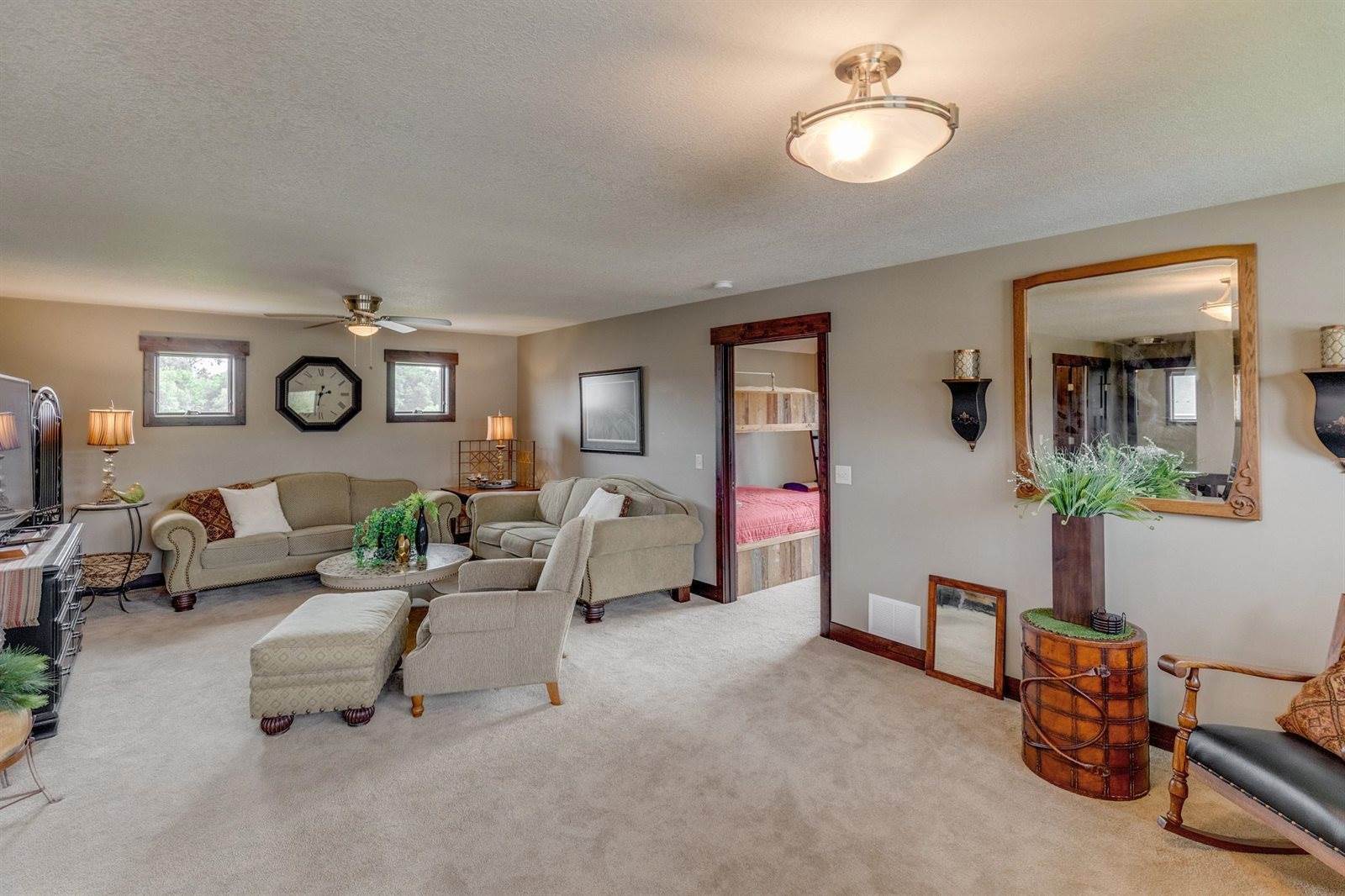 1239 Harbor Place, East Gull Lake, MN 56401