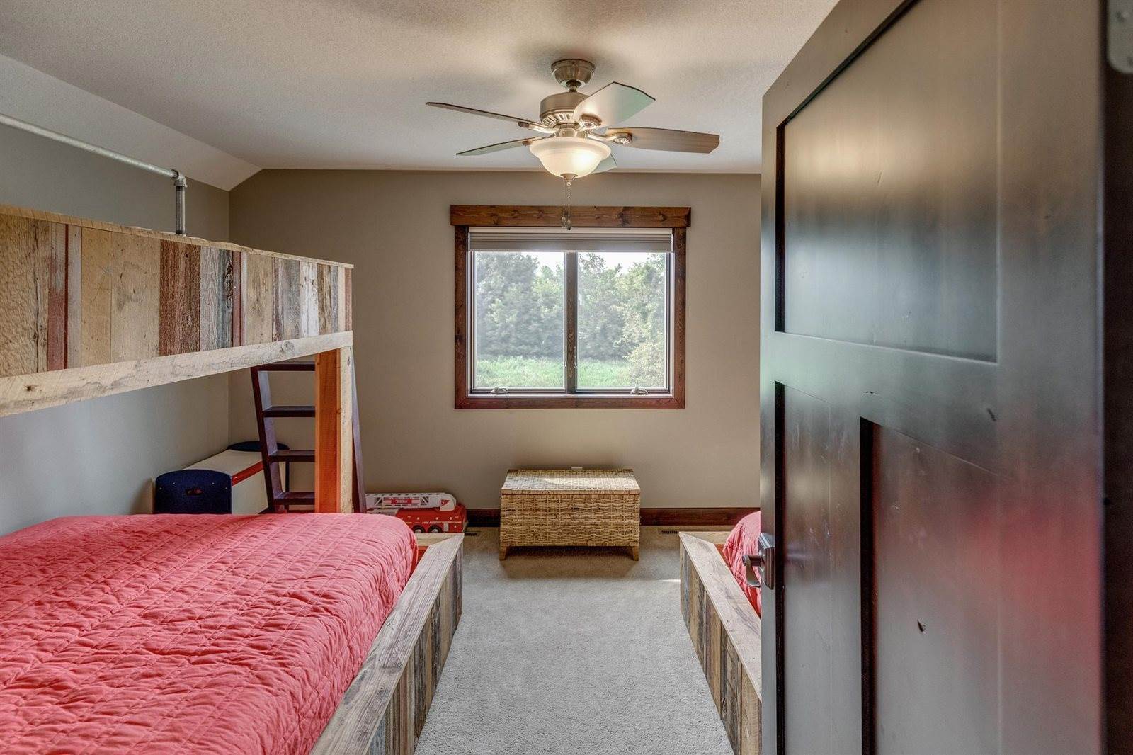 1239 Harbor Place, East Gull Lake, MN 56401