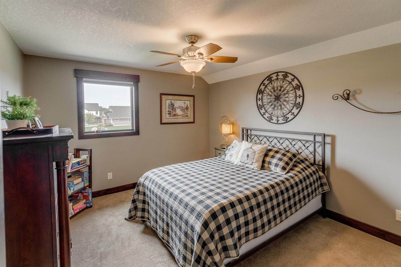 1239 Harbor Place, East Gull Lake, MN 56401