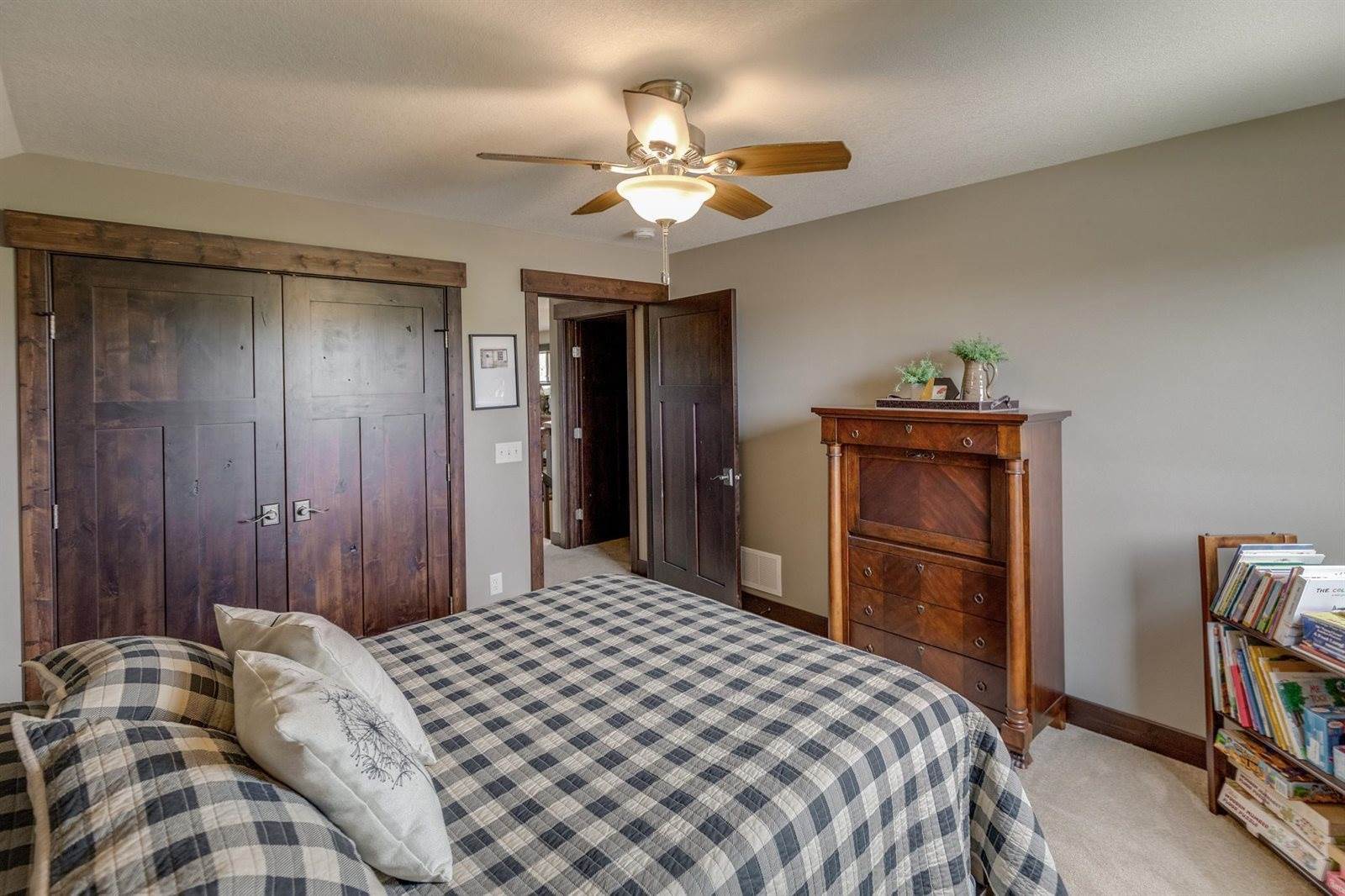 1239 Harbor Place, East Gull Lake, MN 56401