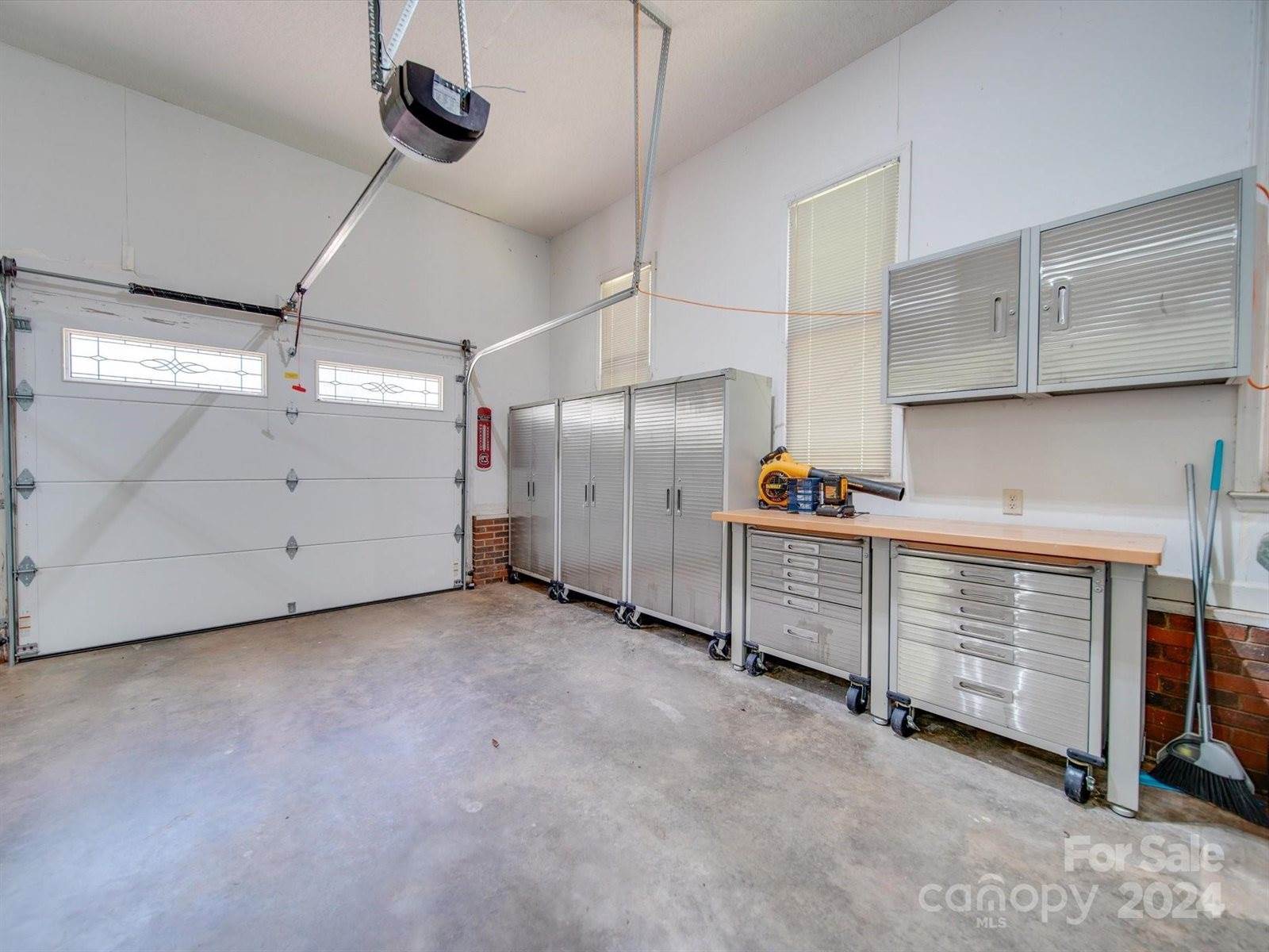 10439 Hanging Moss Trail, Charlotte, NC 28227