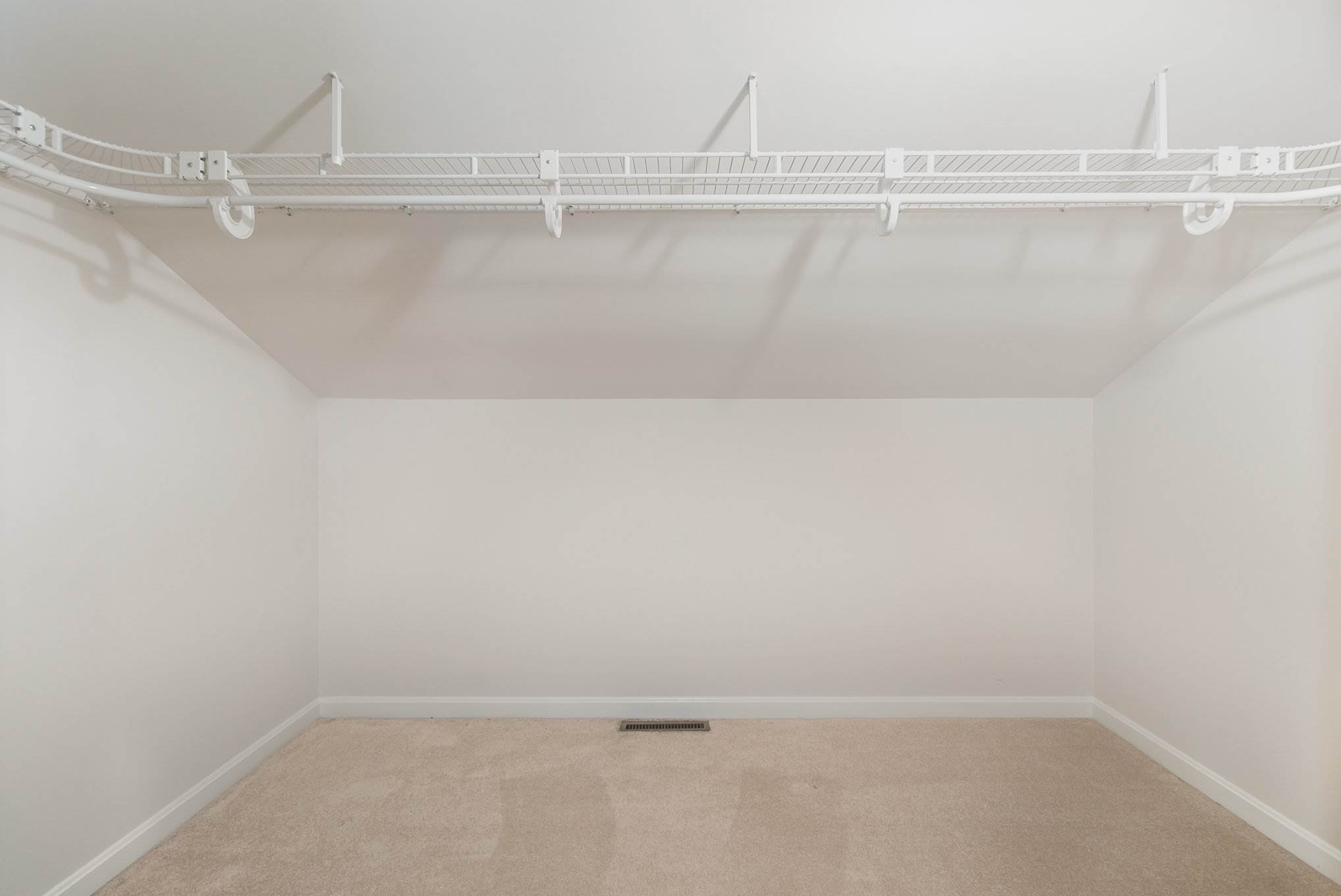 6323 S Highlands Circle, Harrisburg, PA 17111