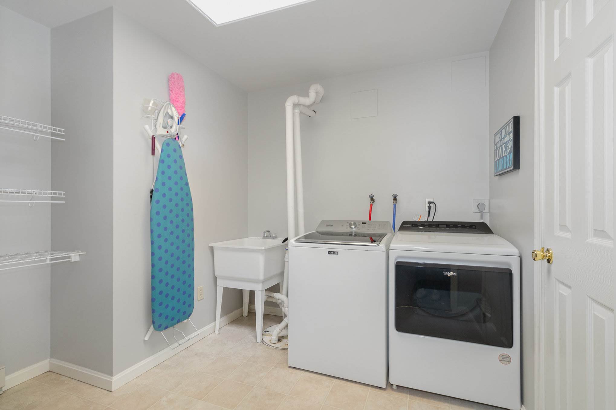 6323 S Highlands Circle, Harrisburg, PA 17111