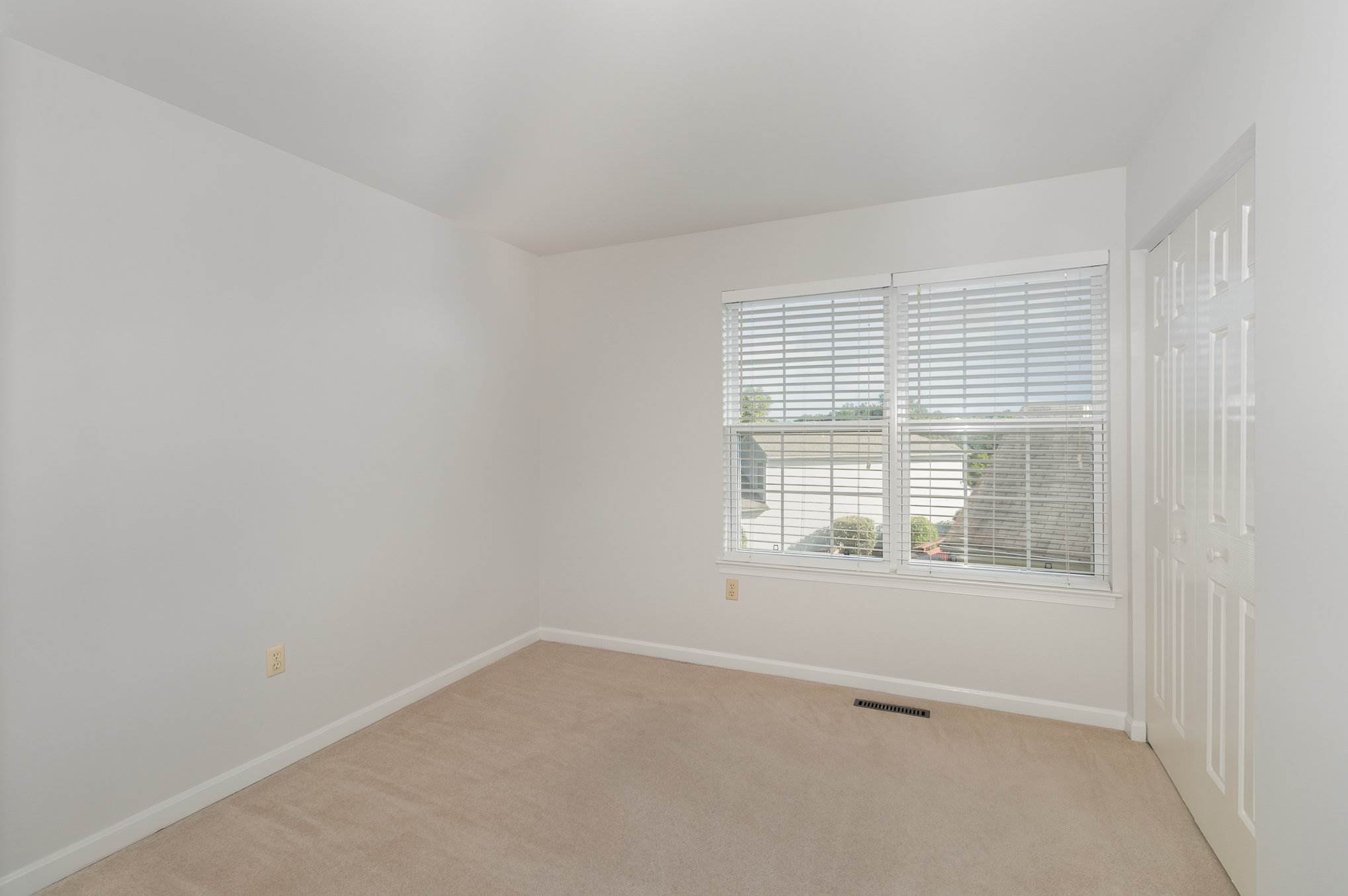 6323 S Highlands Circle, Harrisburg, PA 17111