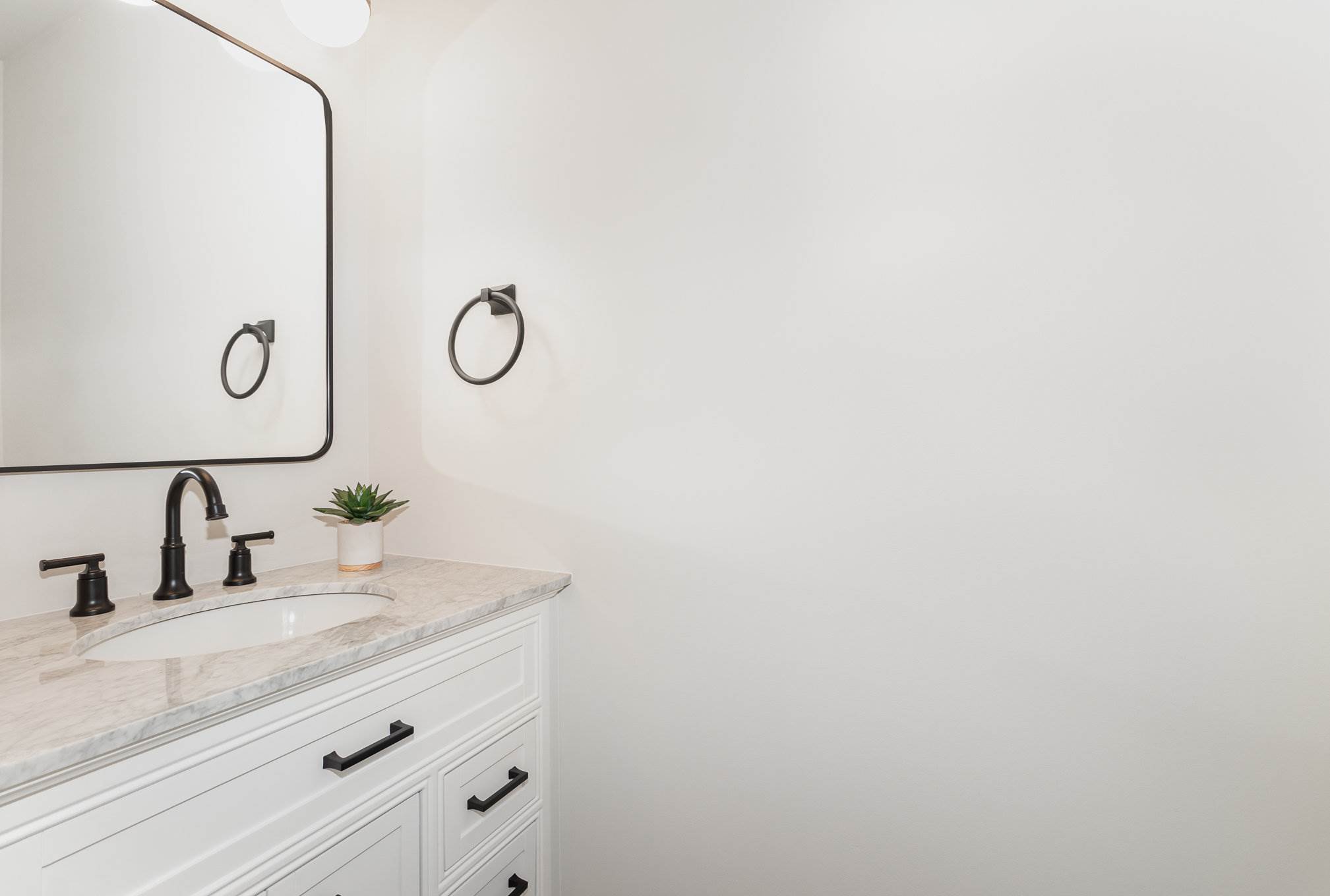 6323 S Highlands Circle, Harrisburg, PA 17111