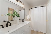 6323 S Highlands Circle, Harrisburg, PA 17111