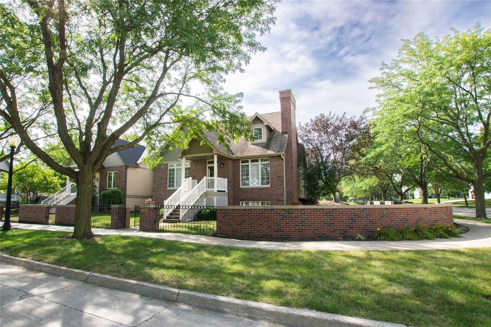 6117 Crescent Chase Street, Johnston, IA 50131