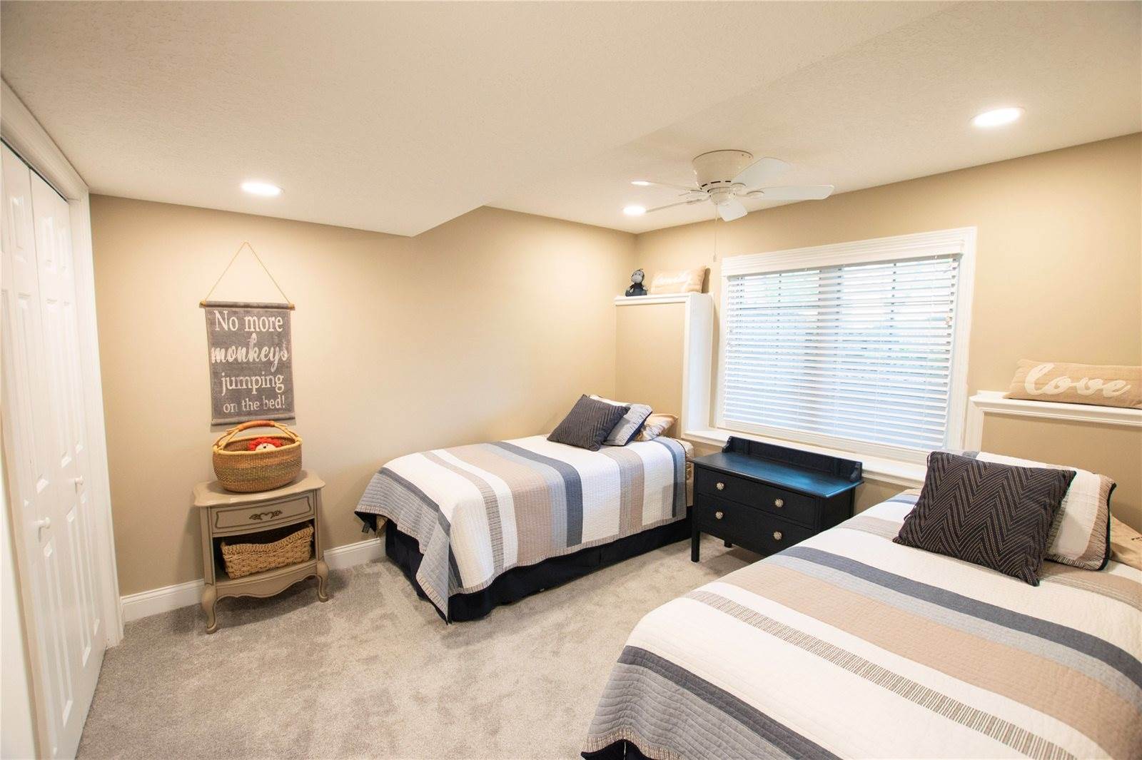 6117 Crescent Chase Street, Johnston, IA 50131