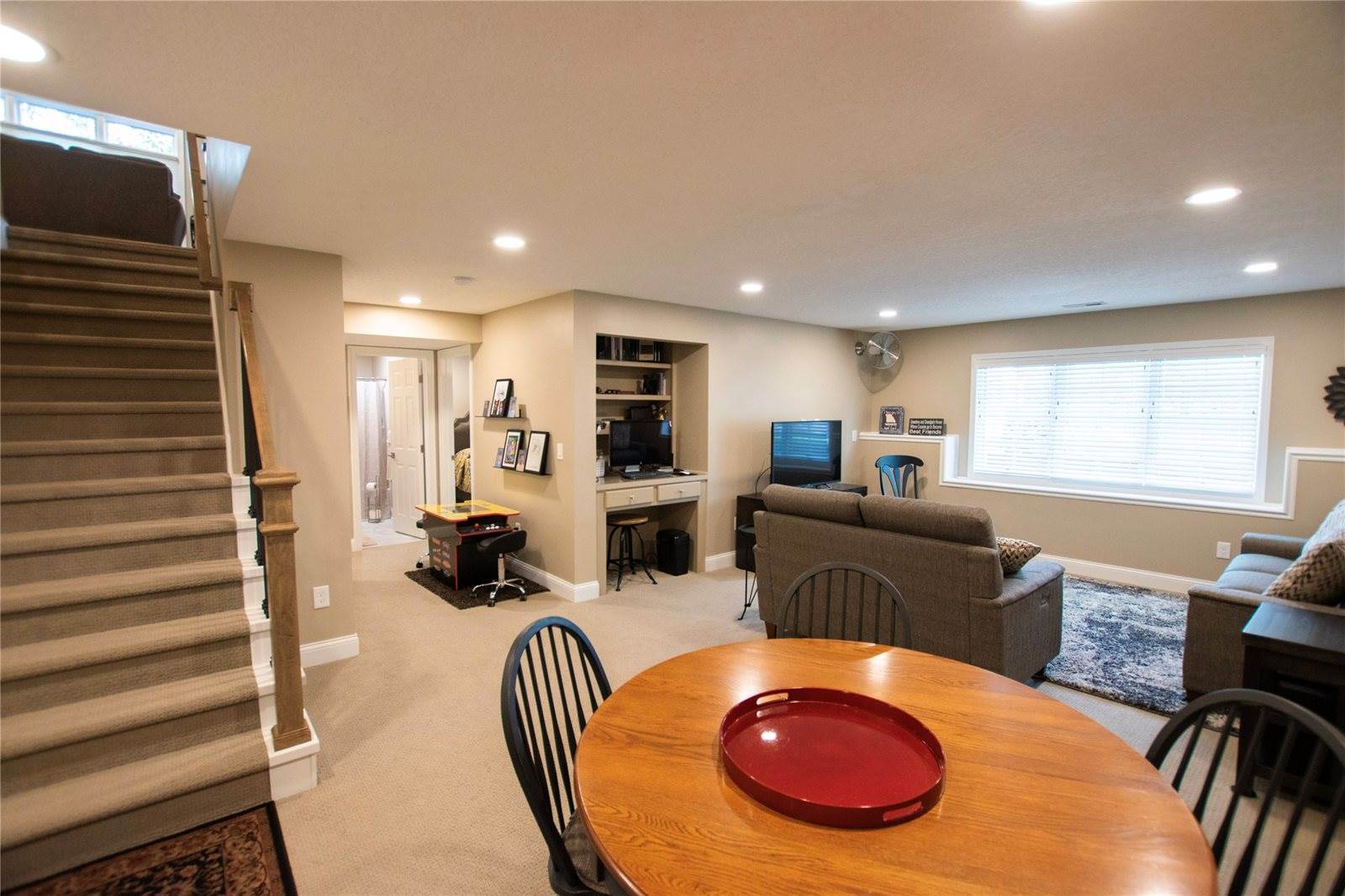 6117 Crescent Chase Street, Johnston, IA 50131