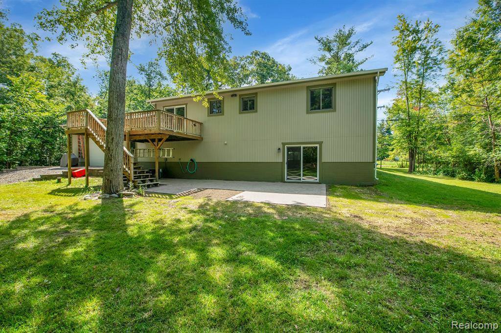 4237 Hummer Lake Road, Brandon Township, MI 48462