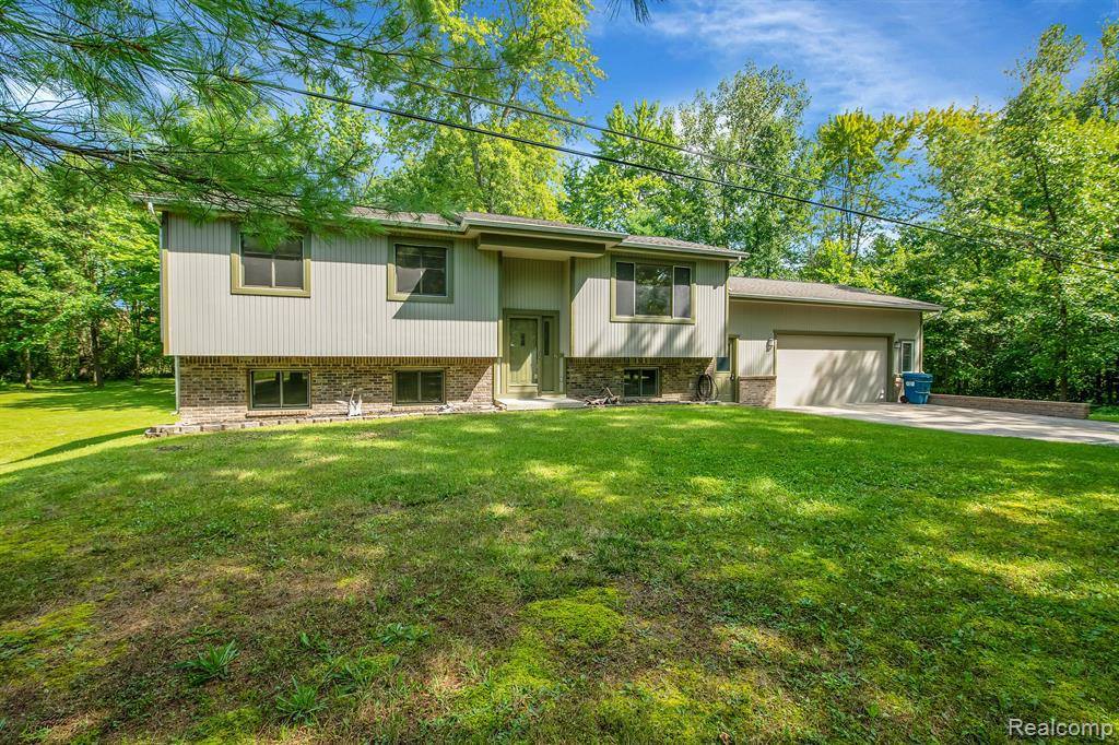 4237 Hummer Lake Road, Brandon Township, MI 48462