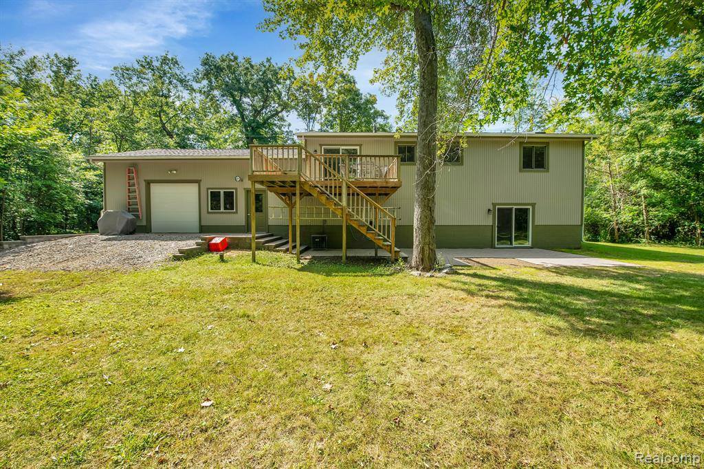 4237 Hummer Lake Road, Brandon Township, MI 48462