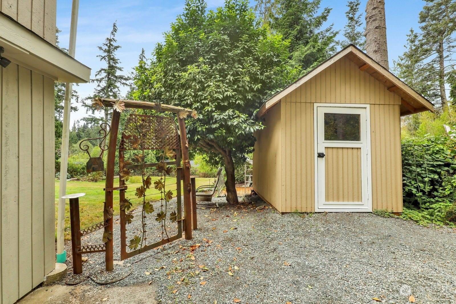 833 Chuckanut Drive, Bellingham, WA 98226