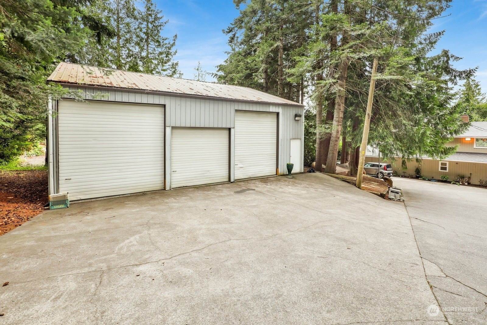 833 Chuckanut Drive, Bellingham, WA 98226