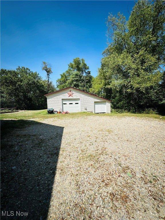 5765 Cambridge Road, New Concord, OH 43762