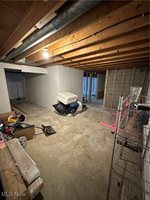 5765 Cambridge Road, New Concord, OH 43762