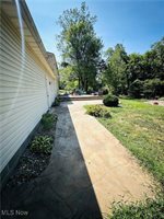 5765 Cambridge Road, New Concord, OH 43762