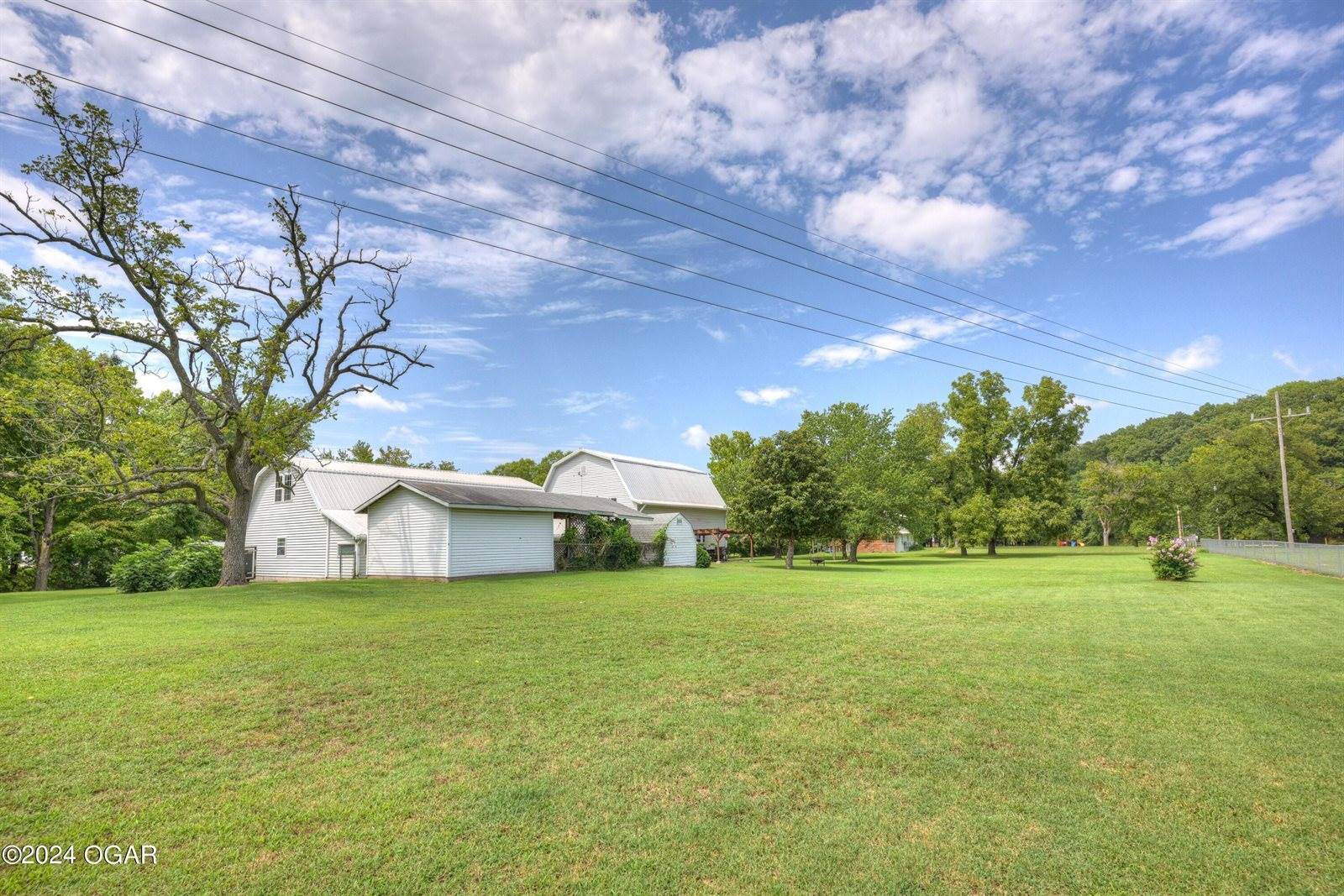 535 East Spring Street, Neosho, MO 64850