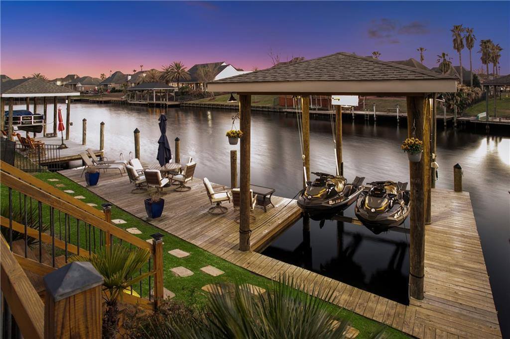 120 Santa Cruz Court, Slidell, LA 70458