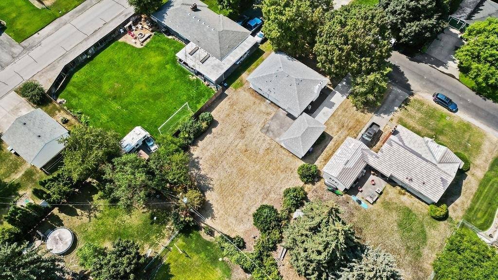 2708 North sipple Rd, Millwood, WA 99212