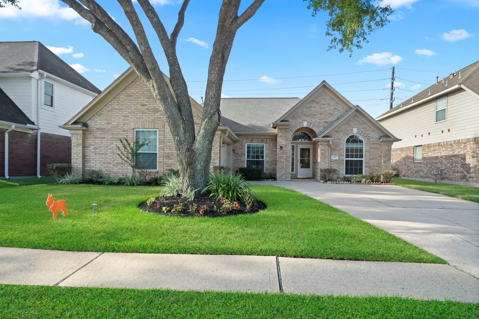 2106 Laurel Oaks Drive, Houston, TX 77014