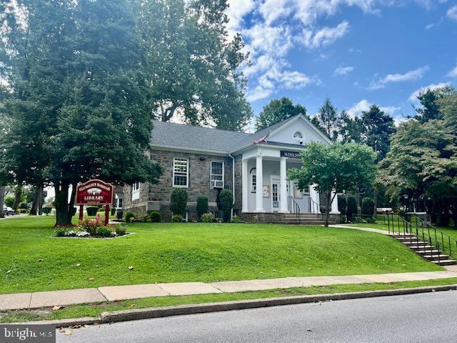 40 South Llanwellyn Avenue, Glenolden, PA 19036