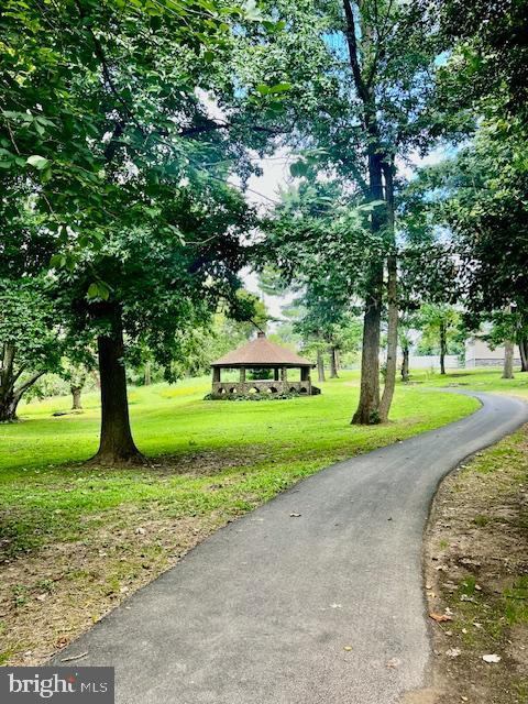 40 South Llanwellyn Avenue, Glenolden, PA 19036