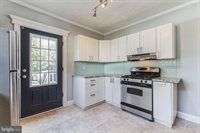 40 South Llanwellyn Avenue, Glenolden, PA 19036