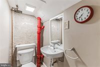 40 South Llanwellyn Avenue, Glenolden, PA 19036