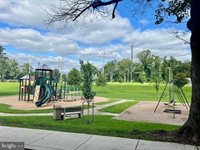 40 South Llanwellyn Avenue, Glenolden, PA 19036