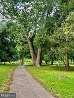 40 South Llanwellyn Avenue, Glenolden, PA 19036