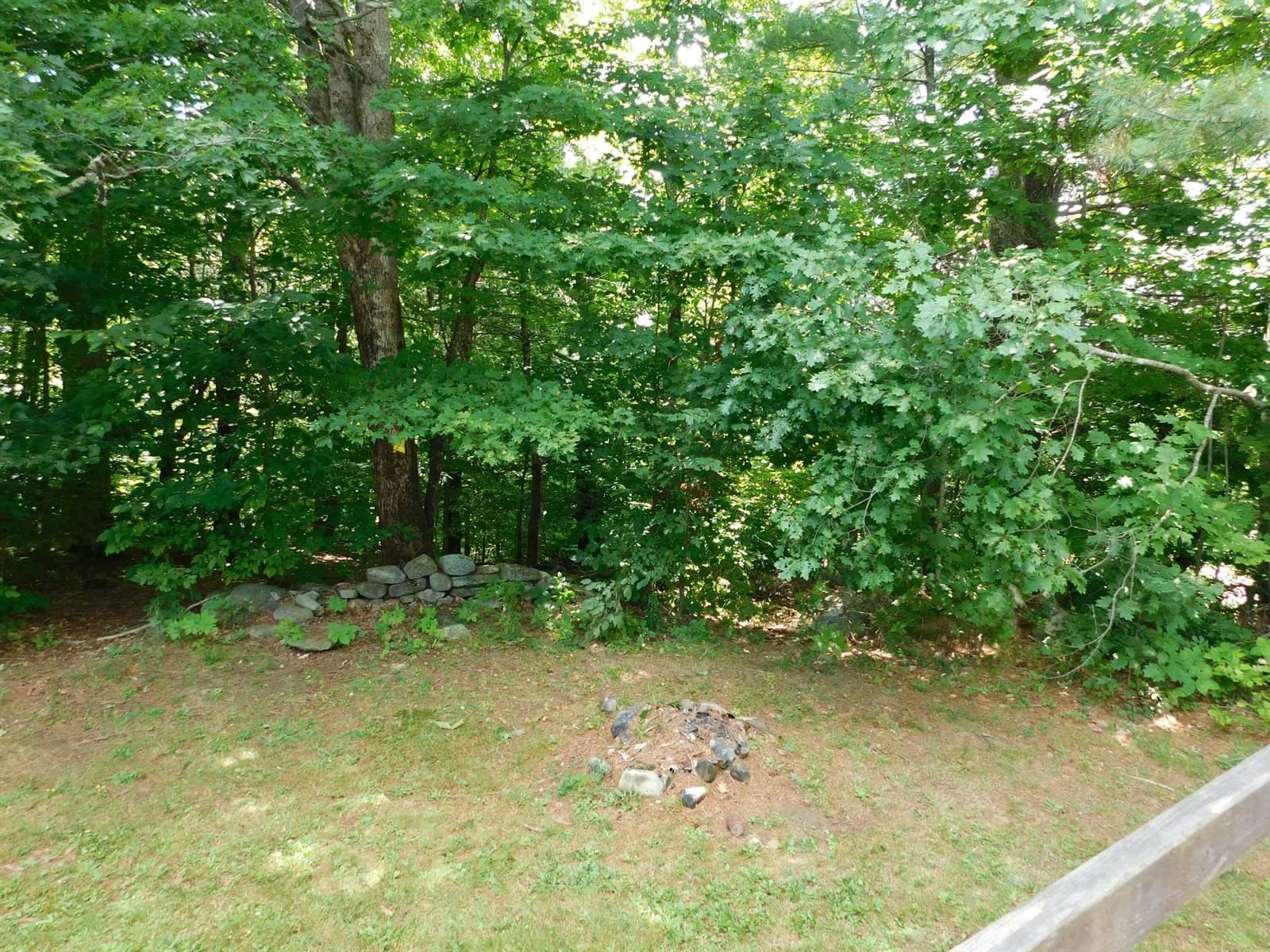 1110 Post Road, Bowdoinham, ME 04008