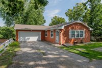 2910 SW Burlingame RD, Topeka, KS 66611