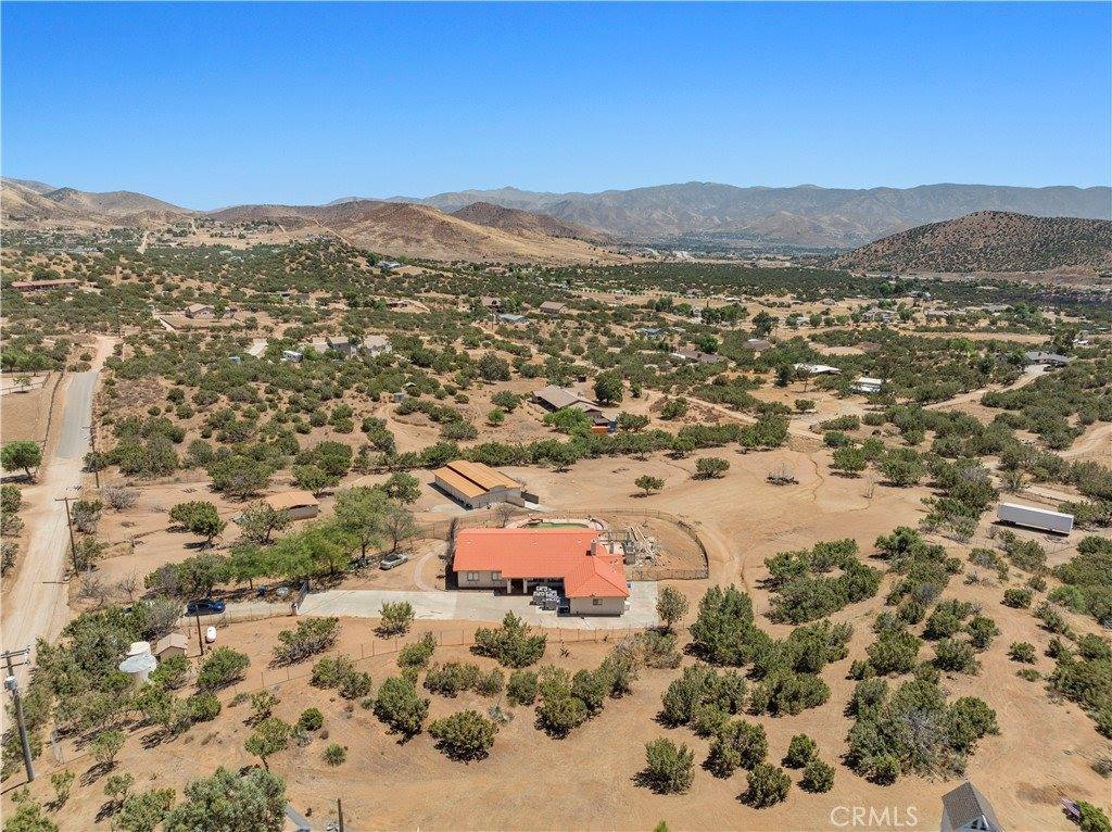 6324 Quail Road, Agua Dulce, CA 91390