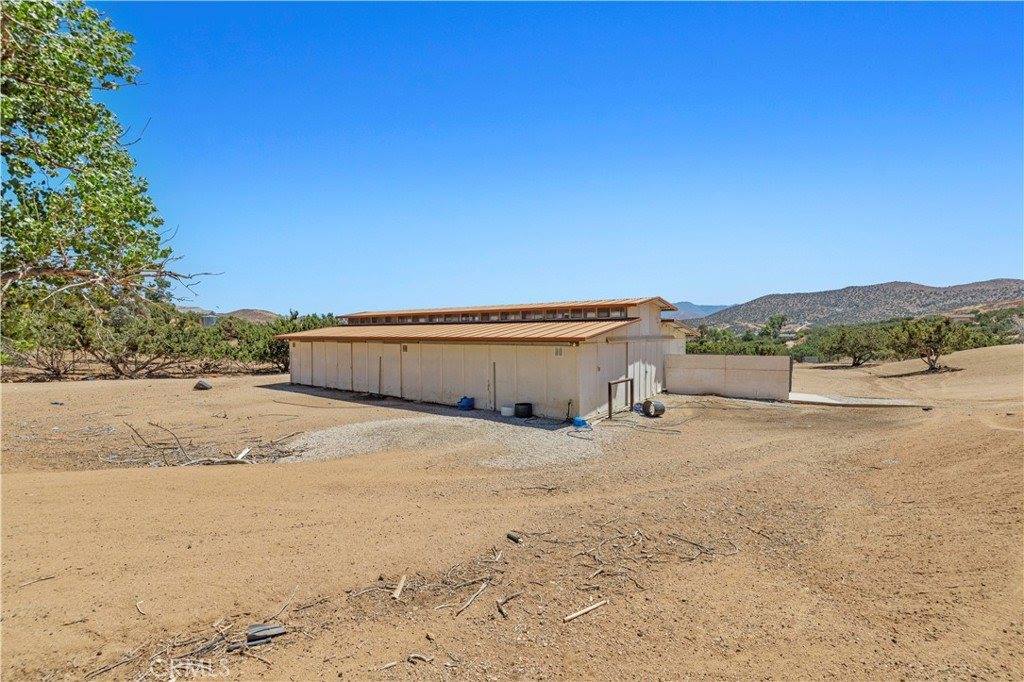 6324 Quail Road, Agua Dulce, CA 91390