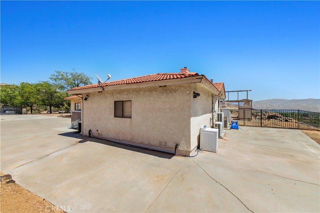 6324 Quail Road, Agua Dulce, CA 91390