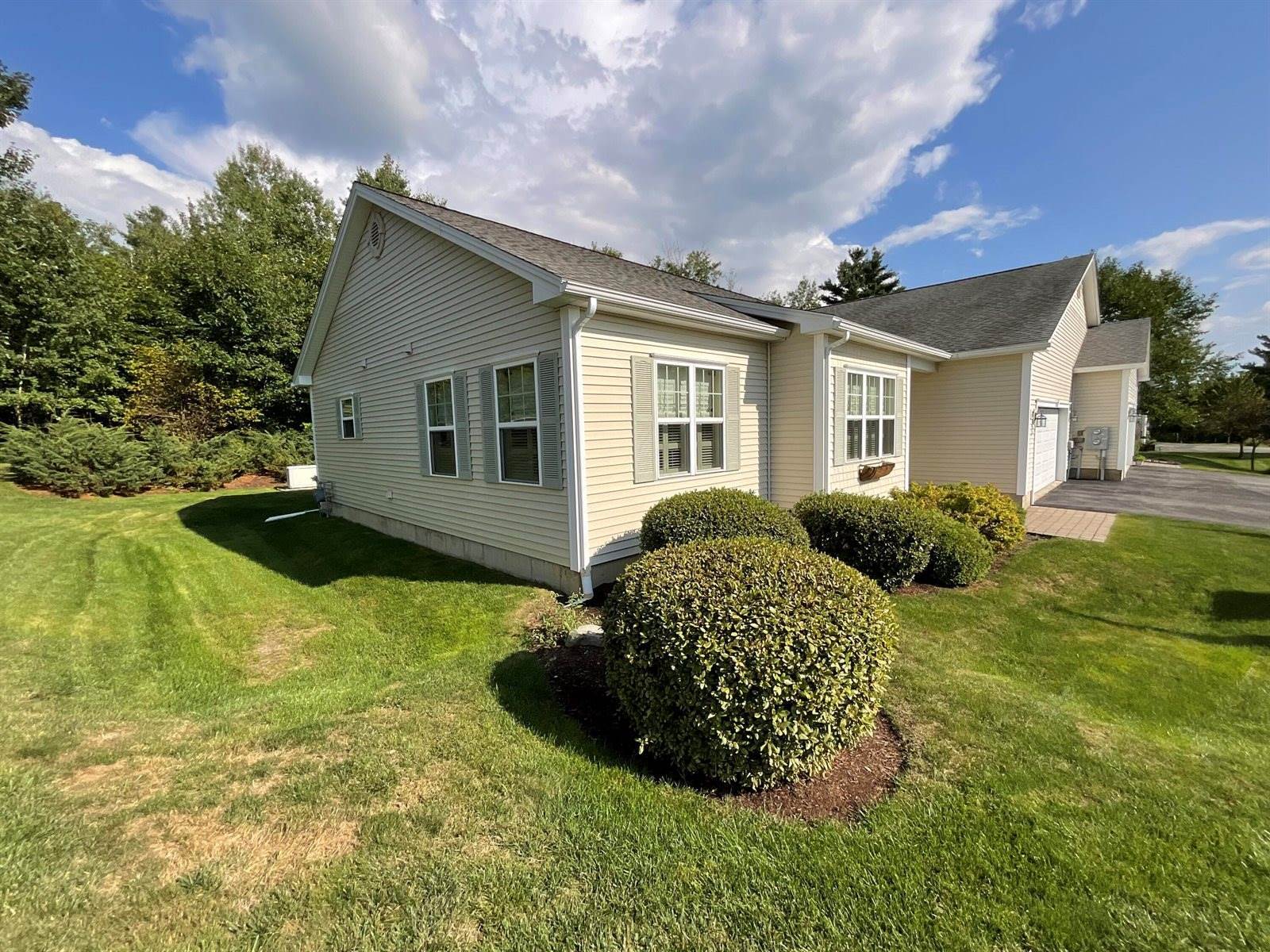 42 Kathryn Lane, Bangor, ME 04401