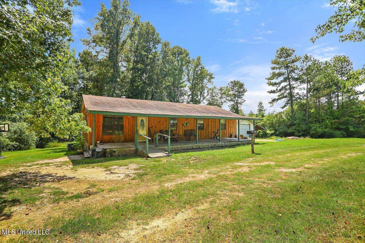 149 Star Braxton Road, Braxton, MS 39044