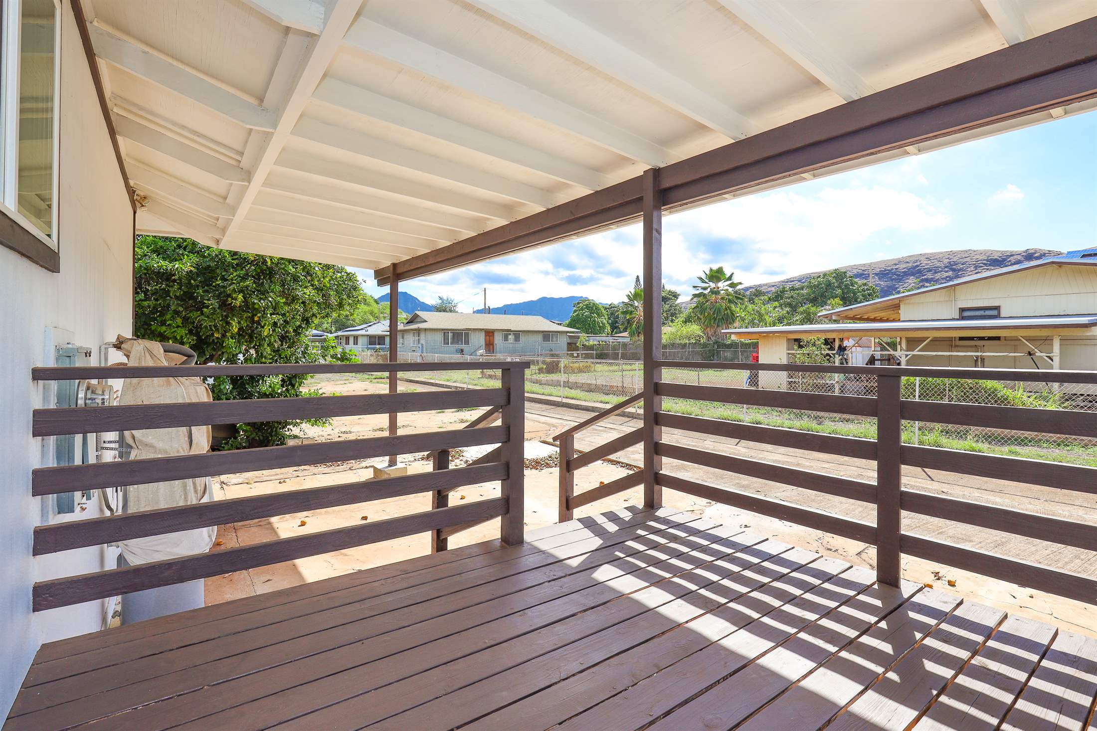 85-1020 Mill St, Waianae, HI 96792