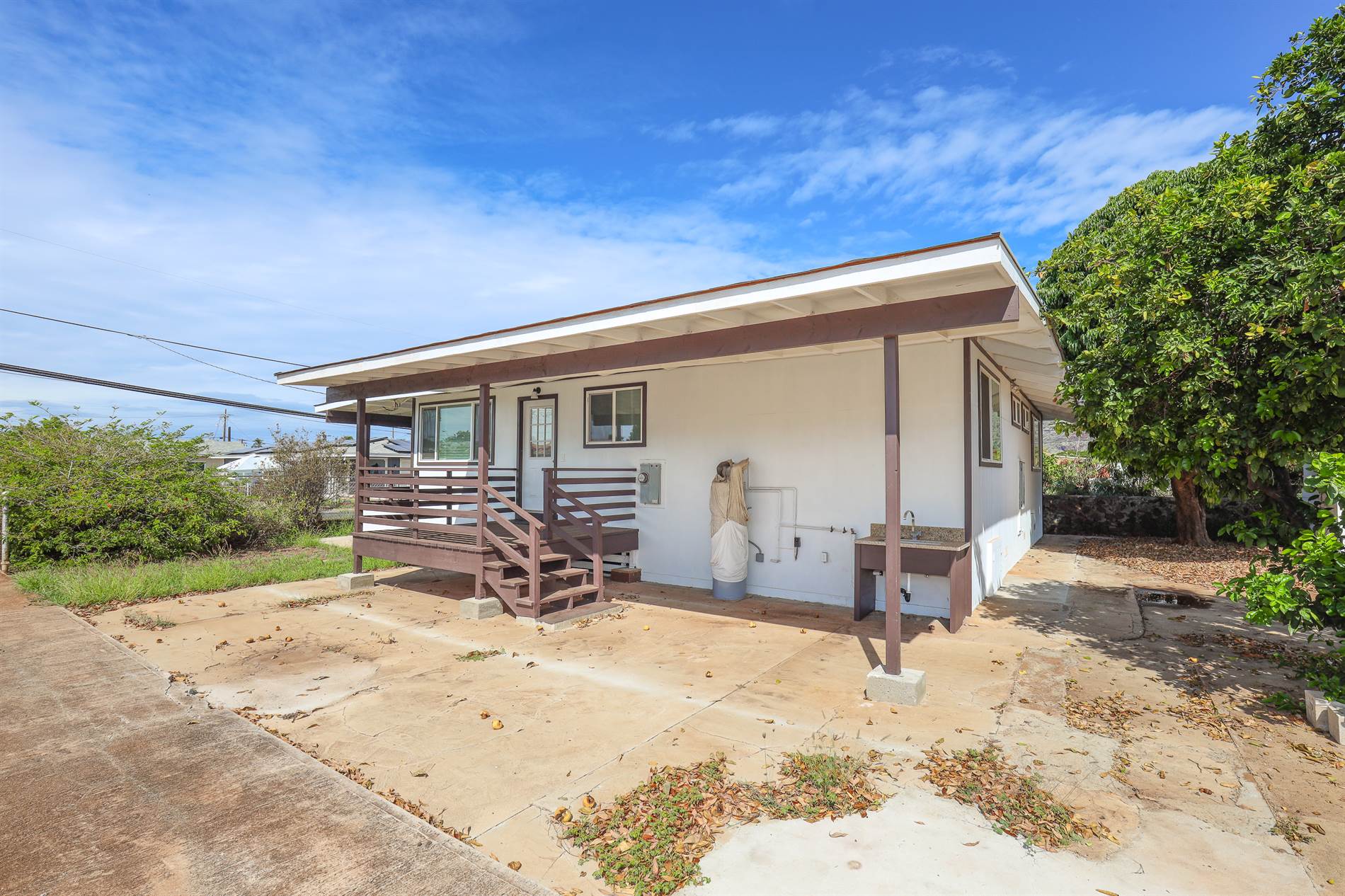 85-1020 Mill St, Waianae, HI 96792