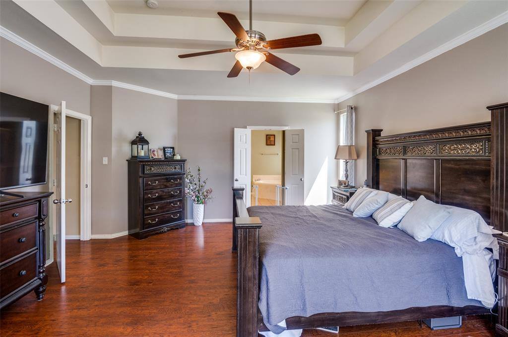 207 Moses Drive, Glenn Heights, TX 75154