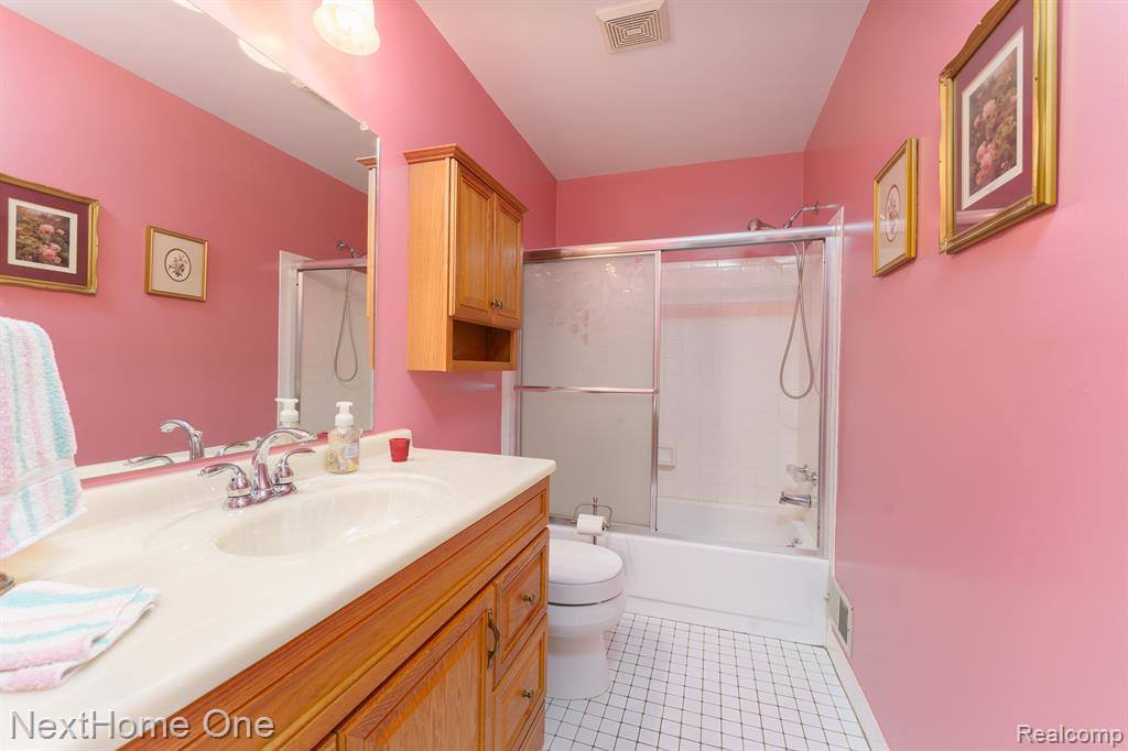 19381 Cardene Way, Northville Township, MI 48167