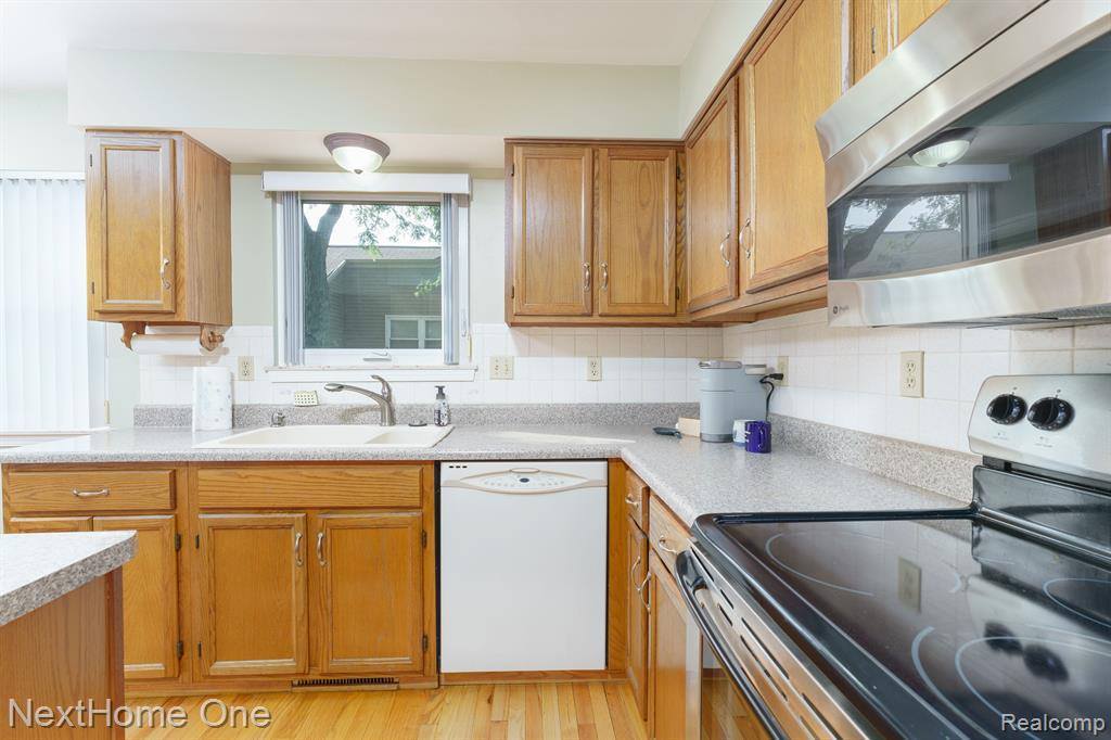 19381 Cardene Way, Northville Township, MI 48167