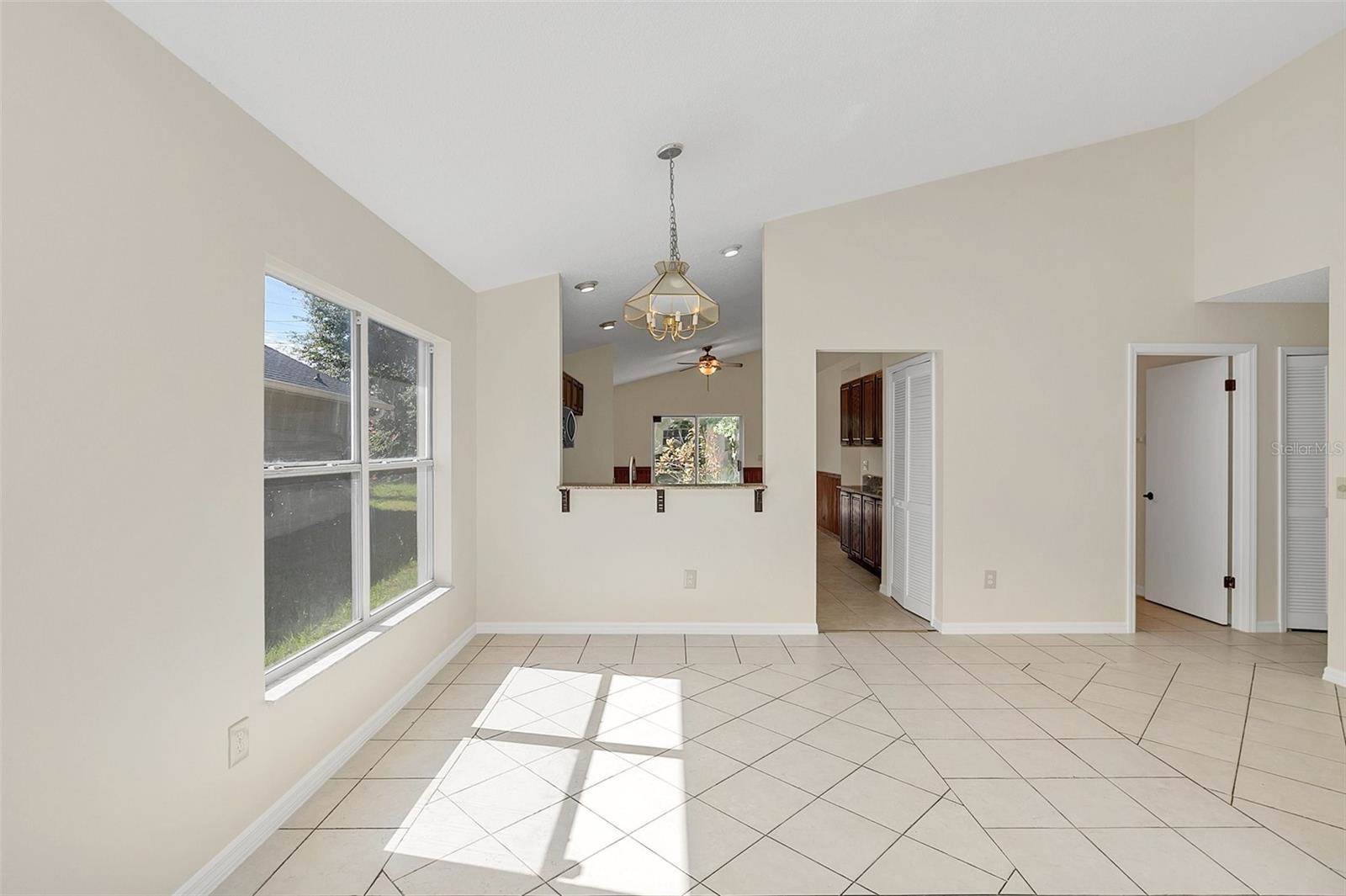 1992 Grasmere Drive, Apopka, FL 32703